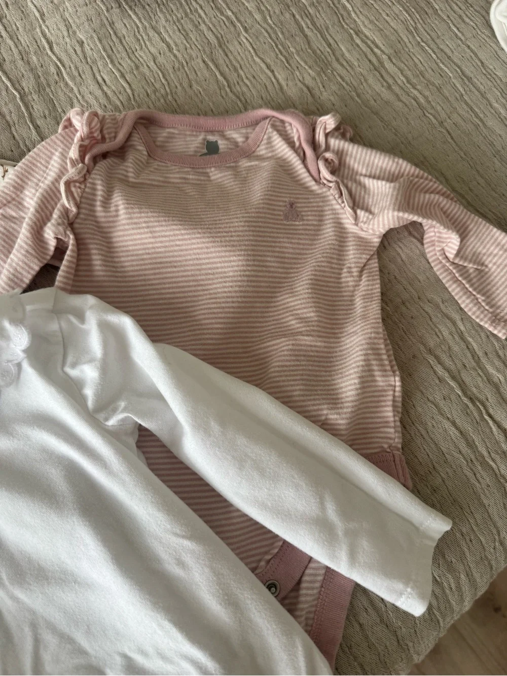 GAP Baby Onesie Bundle - White, Light Blue, Pink, Cream